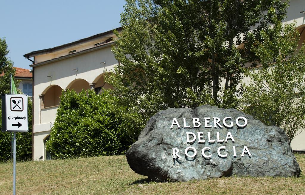 Albergo Della Roccia Varano deʼ Melegari Zewnętrze zdjęcie