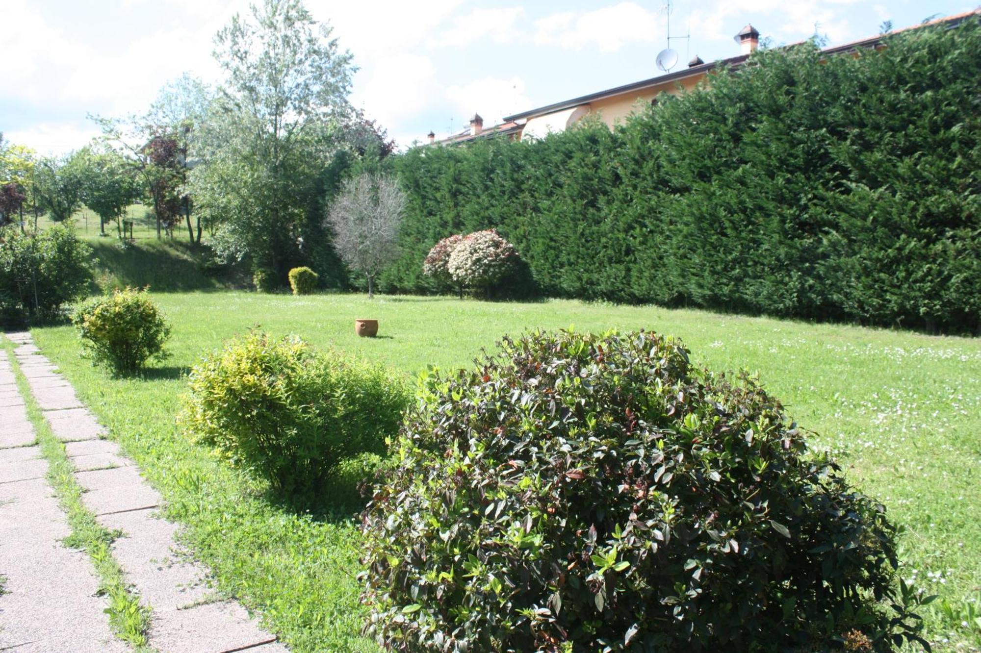 Albergo Della Roccia Varano deʼ Melegari Zewnętrze zdjęcie